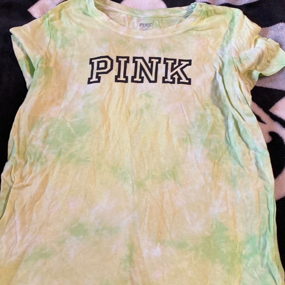 PINK VS